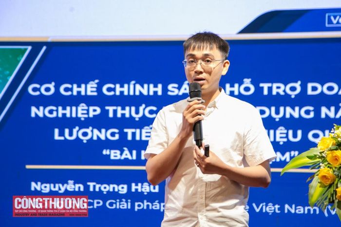 Các chuyên gia, đại diện cơ sở sử dụng năng lượng trọng điểm chia sẻ tại Hội thảo.