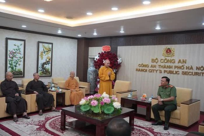 Quang cảnh buổi gặp tại Trụ sở Công an TP.Hà Nội