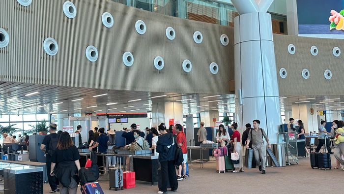 Việc triển khai các nội dung của Luật Hàng không dân dụng 2025 đến cán bộ, người lao động tại các hệ thống cảng của ACV giúp cán bộ nắm rõ các quy định của Luật và triển khai đúng khi làm nhiệm vụ.