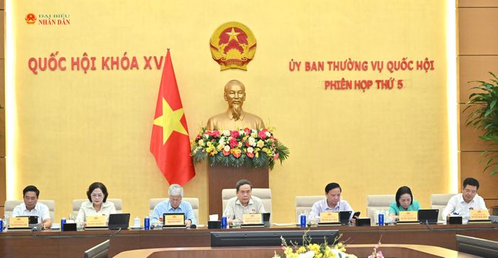 Chủ tịch Quốc hội Trần Thanh Mẫn chủ trì phiên họp