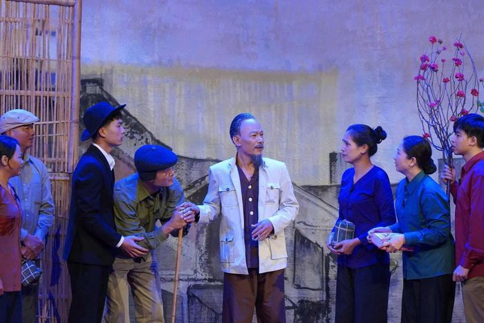 Hình ảnh trong chương trình nghệ thuật “Bác Hồ - Một tình yêu bao la”. Ảnh: NHKVN