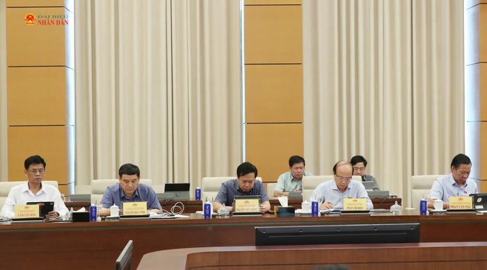 Các đại biểu dự phiên họp