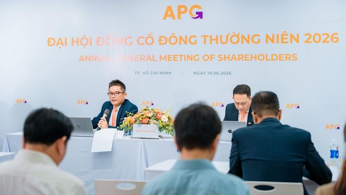 Ban lãnh đạo Chứng khoán APG tại ĐHĐCĐ thường niên năm 2026. Ảnh: APG
