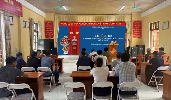  Lễ ra mắt mô hình "Dòng họ Bàn, thôn Khe Ván không ma túy” tại xã Đông Cuông. 