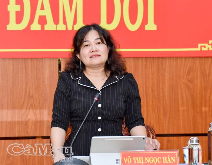  Phó Chủ tịch Uỷ ban MTTQ Việt Nam tỉnh Cà Mau Võ Thị Ngọc Hân phát biểu kết luận buổi làm việc.