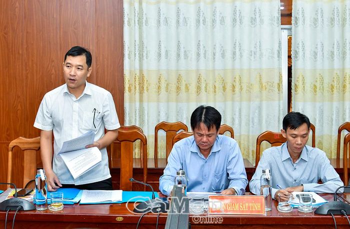 Đồng chí Dương Thanh Điền, Phó Trưởng ban Dân chủ, Giám sát và Phản biện xã hội - Uỷ ban MTTQ Việt Nam tỉnh Cà Mau, phát biểu tại buổi giám sát.