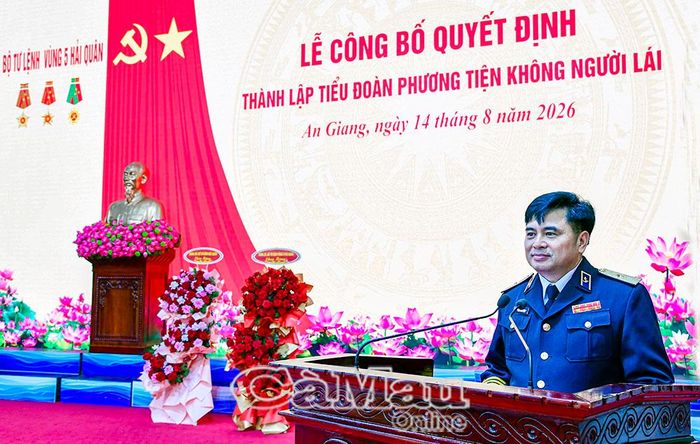 Chuẩn Đô đốc Trịnh Xuân Tùng, Tư lệnh Vùng 5 Hải quân, yêu cầu Tiểu đoàn khẩn trương ổn định tổ chức, xây dựng đơn vị vững mạnh về chính trị, đoàn kết, thống nhất.