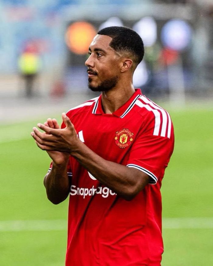 Phát biểu của Youri Tielemans về đội bóng cũ gây tranh cãi trên mạng xã hội