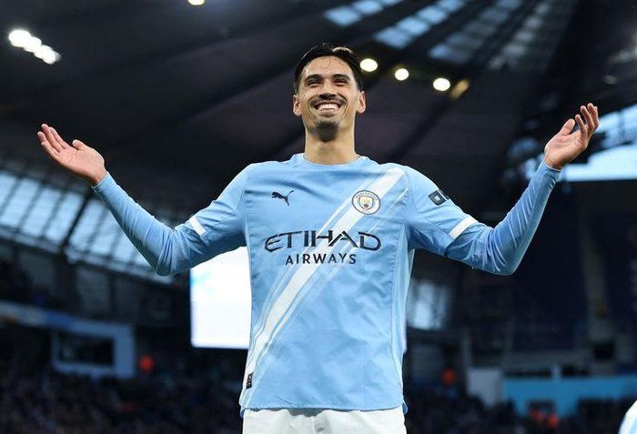 Tiền vệ người Hà Lan rời đội chủ sân Etihad chỉ sau một mùa giải