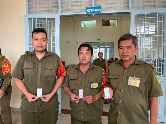 Thực hiện test nhanh ma túy cho lực lượng Công an và ANTT cơ sở