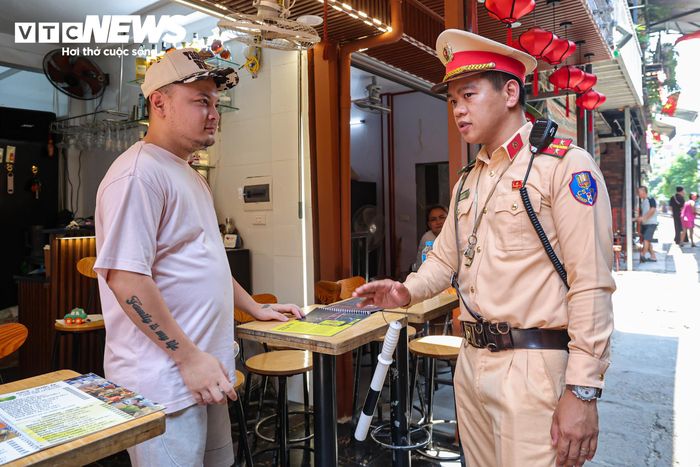 Hoạt động kiểm tra, tuyên truyền, nhắc nhở được lực lượng chức năng duy trì thường xuyên, đặc biệt vào thời điểm đông du khách.