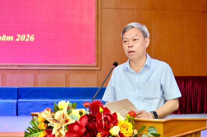 Phó Bí thư Đảng ủy, Chủ tịch UBND phường Thanh Xuân Đỗ Quang Dương phát biểu tại hội nghị. Ảnh: Tùng Lâm