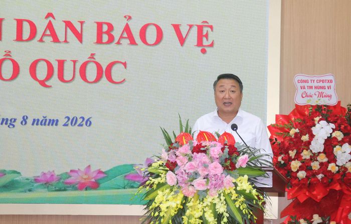 Đồng chí Nguyễn Khánh Bình - Bí thư Đảng ủy, Chủ tịch HĐND xã Bình Minh phát biểu chỉ đạo tại ngày hội. Ảnh Đ. Đạt