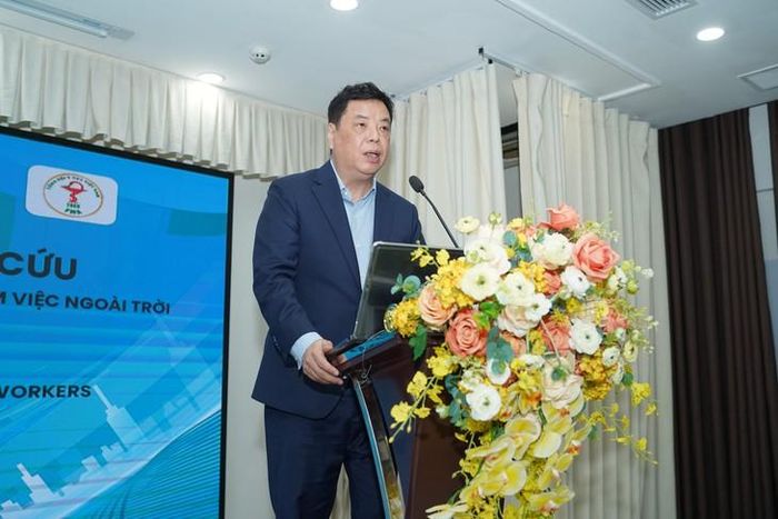 TS.BS Trương Hồng Sơn, Viện trưởng Viện Y học ứng dụng Việt Nam phát biểu tại hội thảo.