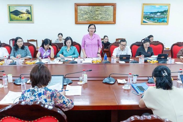 Phó Chủ nhiệm Ủy ban VHXH Trần Thị Thanh Lam phát biểu kết luận. Ảnh: Media Quốc hội