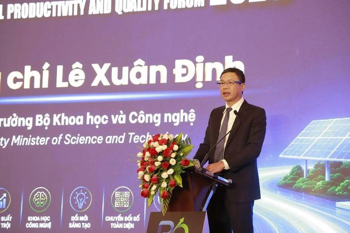 Thứ trưởng Bộ Khoa học và Công nghệ Lê Xuân Định.