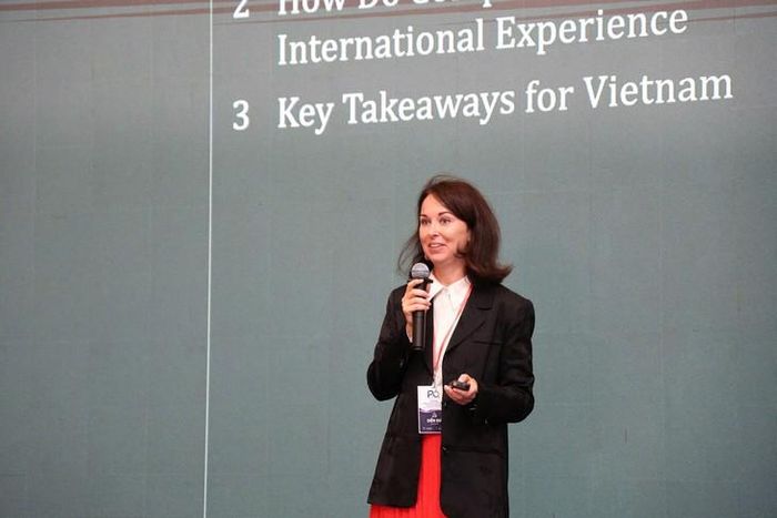 Bà Yulia Dobrolyubova, Chuyên gia APO, Trưởng bộ phận Phát triển bền vững doanh nghiệp và Biến đổi khí hậu khu vực Châu Á - Thái Bình Dương. Ảnh: Tô Hội