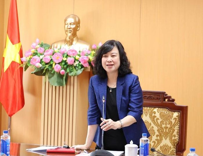Bộ trưởng Bộ Y tế Đào Hồng Lan phát biểu chủ trì cuộc họp. Ảnh: Trần Minh