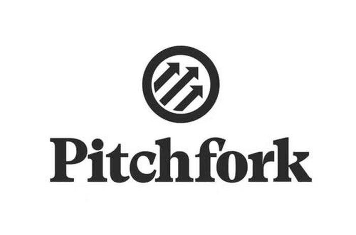Pitchfork là tạp chí/website phê bình âm nhạc nổi tiếng của Mỹ.