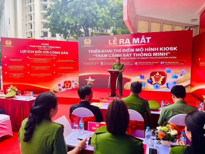 Lễ ra mắt, triển khai thí điểm mô hình Kiosk "Trạm cảnh sát thông minh"