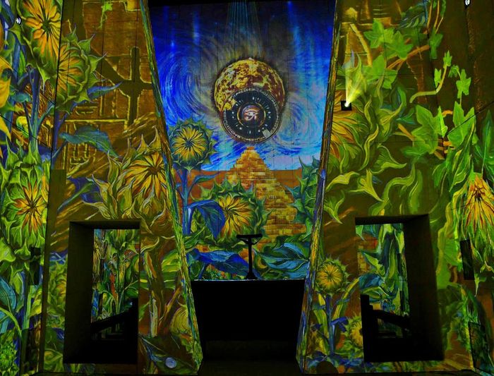 Van Gogh Xuyên không hứa hẹn trở thành điểm hẹn văn hóa, nghệ thuật mới của Hà Nội trong năm 2026.