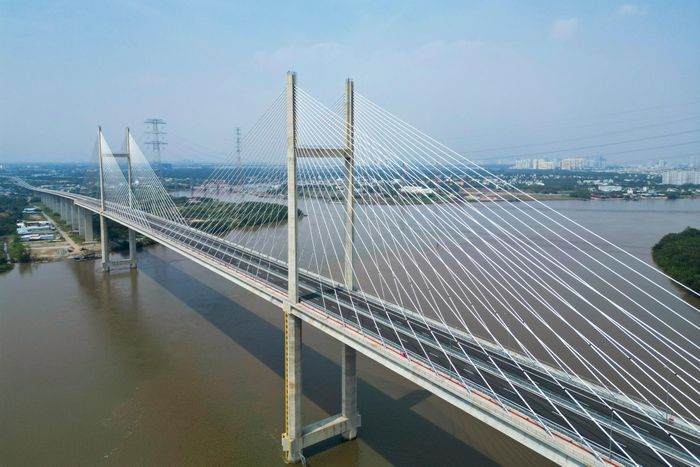  Dự án có tổng mức đầu tư hơn 3.700 tỷ đồng, bắc qua sông Soài Rạp, nối xã Hiệp Phước với xã Bình Khánh tại TP.HCM. 