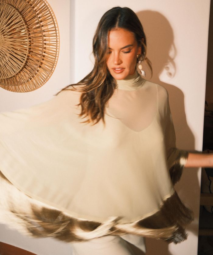 Hiện tại, màn cầu hôn, đặc biệt chiếc nhẫn kim cương của Alessandra Ambrosio nhận được nhiều sự chú ý. Ajay Anand, CEO Rare Carat, cho rằng sức hút của chiếc nhẫn nằm ở chính sự tối giản. Phần viền vàng tạo điểm nhấn vừa đủ, giúp viên kim cương trung tâm trở thành tâm điểm mà không bị các chi tiết khác lấn át. Chưa rõ Palmer có trực tiếp tham gia thiết kế hoặc chế tác chiếc nhẫn dành cho Ambrosio hay không. Tuy nhiên, với tư cách một nhà thiết kế trang sức, vị hôn phu của siêu mẫu được nhận xét đã lựa chọn một món trang sức phù hợp với phong cách của nửa kia.