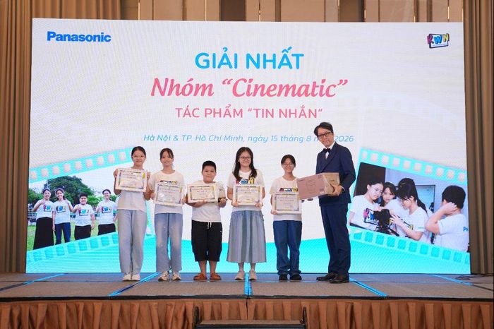 Bộ phim “Tin nhắn” của nhóm Cinematic (học sinh Trường THCS Chu Văn An và THCS Ngô Tất Tố, TP.HCM) giành giải Nhất nhóm tuổi 10 - 12