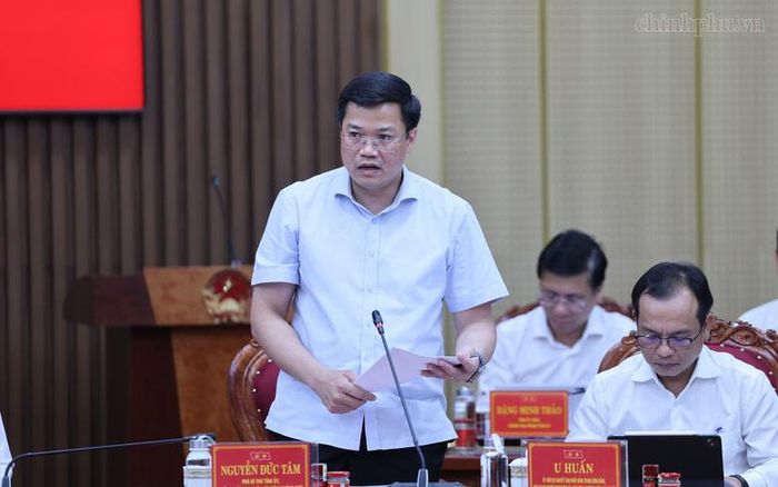 Chủ tịch UBND tỉnh Quảng Ngãi Nguyễn Đức Tâm báo cáo - Ảnh: chinhphu.vn/Phương Nguyên