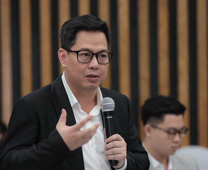 PGS.TS Trần Thành Nam: "Nếu trẻ sử dụng mạng xã hội quá mức hoặc lệ thuộc, môi trường này có thể trở thành nguồn gây áp lực" - Ảnh: Chinhphu/Thu Trang