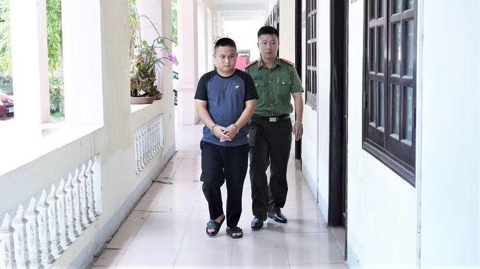 Đối tượng Vi Văn Đông bị bắt giữ. (Ảnh: CÔNG AN NGHỆ AN)