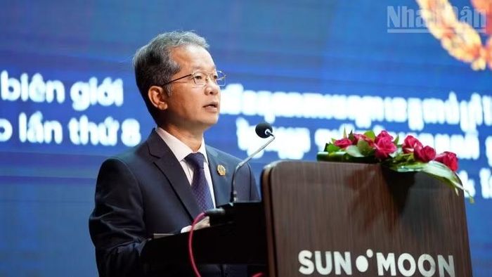 Chánh án Tòa án nhân dân tối cao Nguyễn Văn Quảng phát biểu ý kiến tại Hội nghị. (Ảnh: ĐINH TRƯỜNG)