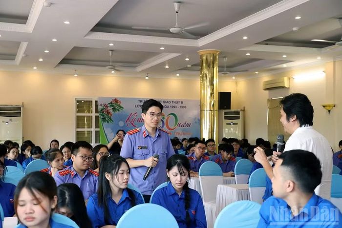 Quang cảnh lớp tập huấn các đội hình trí thức trẻ xây dựng nông thôn mới. (Ảnh: ĐĂNG HẢI)