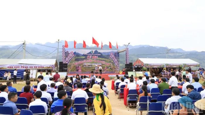 Quang cảnh Lễ hội Mùa vàng xã Sín Chéng lần thứ I, năm 2026.