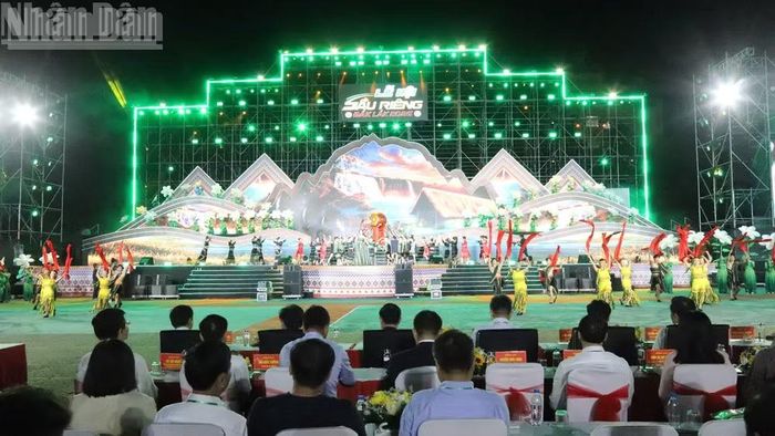 Quang cảnh lễ khai mạc Lễ hội Sầu riêng Đắk Lắk năm 2026. (Ảnh: Nguyễn Công Lý)