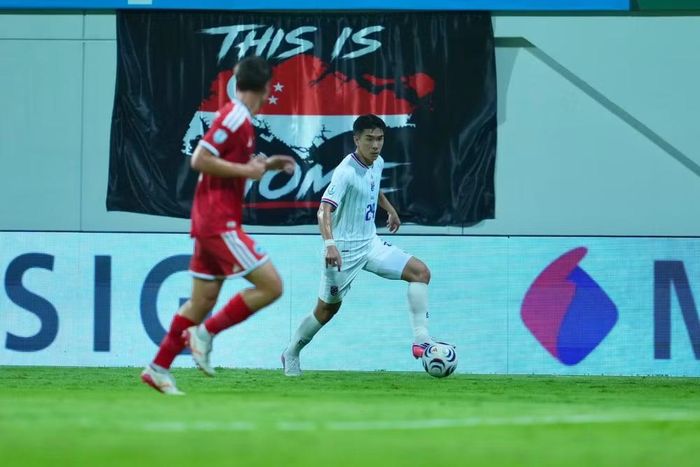 Đội tuyển Thái Lan chiếm lĩnh thế trận. (Ảnh: FA Thailand)