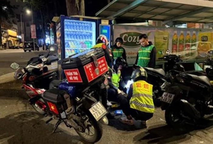 Mô hình hỗ trợ người dân bị sự cố xe khi tham gia giao thông ban đêm.