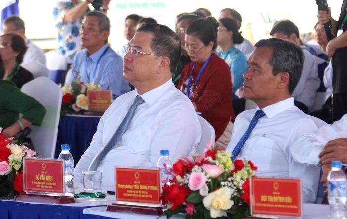 Ông Phạm Gia Túc, Ủy viên Bộ Chính trị, Phó Thủ tướng Thường trực Chính phủ dự lễ khởi công