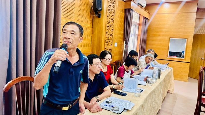  Đại diện khu phố phát biểu tại hội nghị. Ảnh: QUANG VŨ 