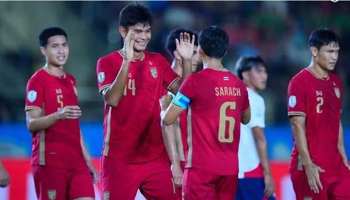 Đội tuyển Thái Lan đang có phong độ rất ấn tượng, toàn thắng 4 trận vòng bảng, ghi 10 bàn và chưa thủng lưới
