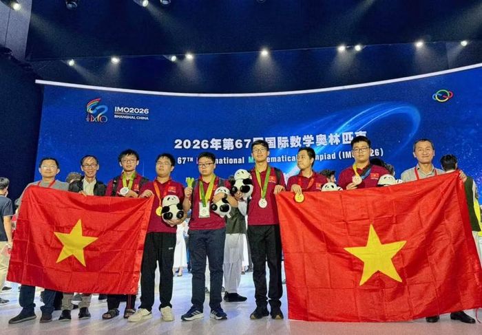 Đội tuyển quốc gia Việt Nam dự thi Olympic Toán học quốc tế (IMO) 2026. Ảnh: NVCC