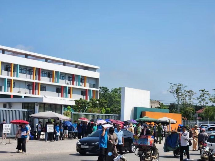 Khu vực Điểm thi Trường THPT Chuyên Tuyên Quang.