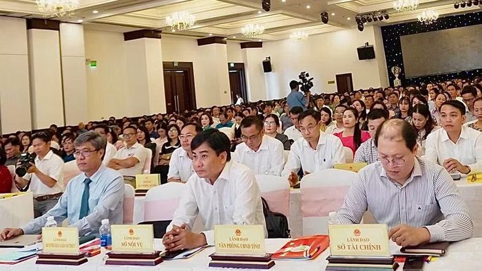 Các đại biểu tham dự Hội nghị tổng kết năm học 2025-2026 và triển khai nhiệm vụ năm học 2026-2027.