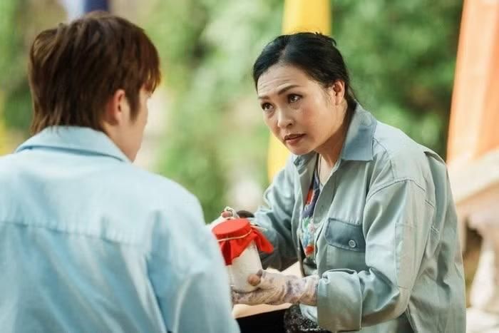 Nghỉ hè sợ nghỉ hưu vừa ra rạp đã vượt Người Nhện 4.