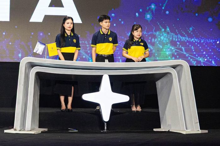 Hơn 160 sinh viên từ 54 trường đại học, học viên tham gia show Vũ trụ đồng tiền 3.