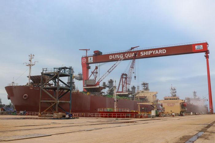 BSR và PVSM là hai đơn vị thành viên của Petrovietnam đang hoạt động, đóng góp tích cực tại Khu kinh tế Dung Quất.