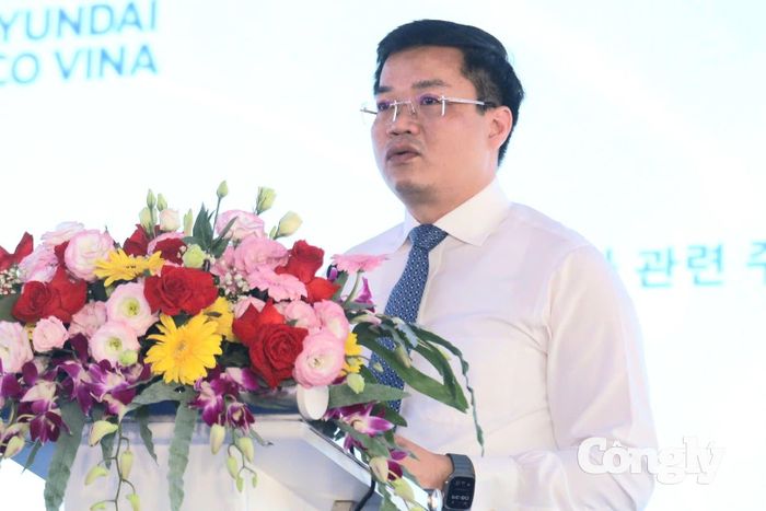 Ông Nguyễn Đức Tâm, Chủ tịch UBND tỉnh Quảng Ngãi phát biểu tại lễ khởi công.