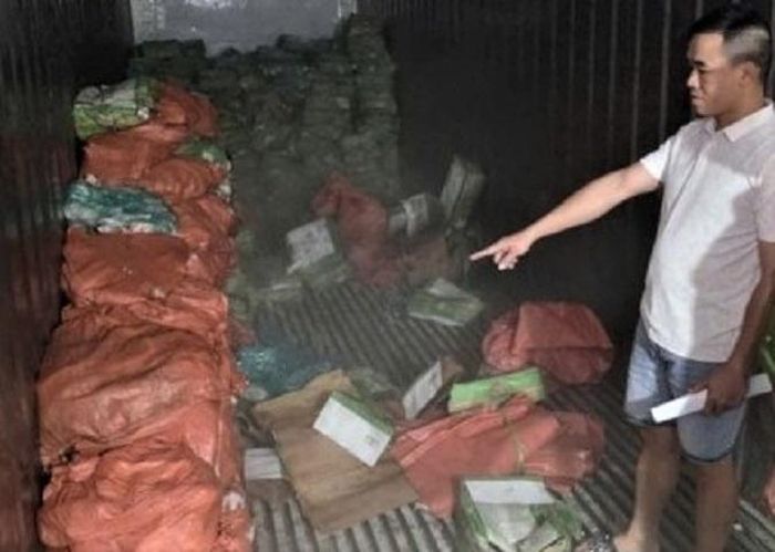  Đối tượng Trần Văn Cối cùng tang vật.