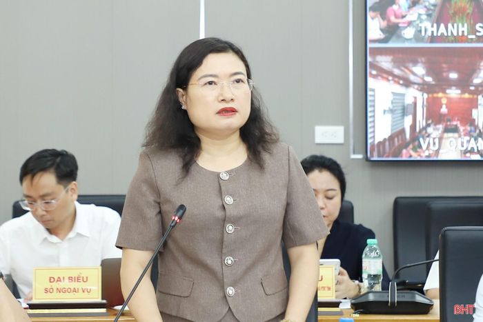 Phó Chủ tịch UBND tỉnh Nguyễn Thị Nguyệt nhấn mạnh các nhiệm vụ trên lĩnh vực giáo dục, y tế.