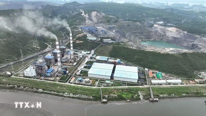 Nhà máy nhiệt điện Quảng Ninh (Tập đoàn Điện lực Việt Nam), phường Cao Xanh, tỉnh Quảng Ninh, (Ảnh: Vũ Sinh/TTXVN)